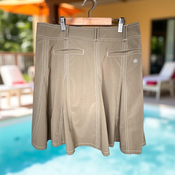 ATHLETA WEAR ABOUT SKORT, PLEATED,GOLF,TENNIS,SZ 6 P - Picture 2 of 4